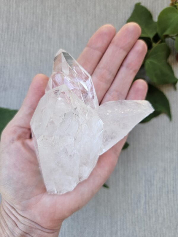 Minas Gerais Clear Quartz Crystal - Image 9