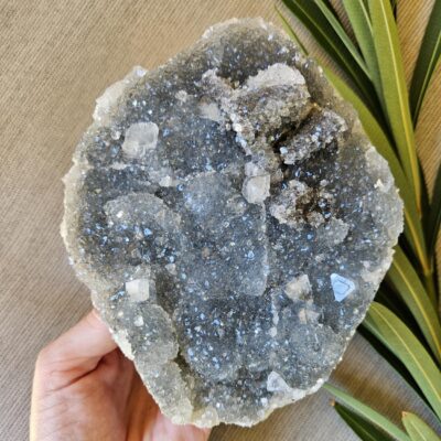 Quality Apophyllite on Blue Chalcedony Cluster: Sparkling Crystal Decor, Nashik, India