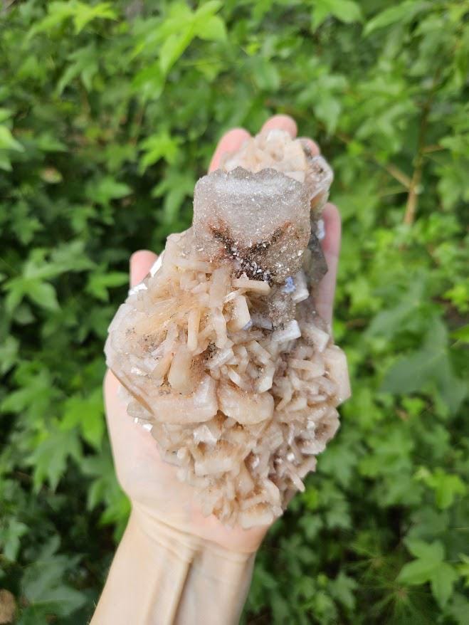 Quality Peach Stilbite Apophyllite Cluster: Raw Crystal from India, Crystal Home Decor - Image 9