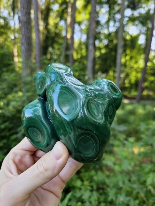 Polished Green Malachite Freeform: Stone of Transformation - Image 8