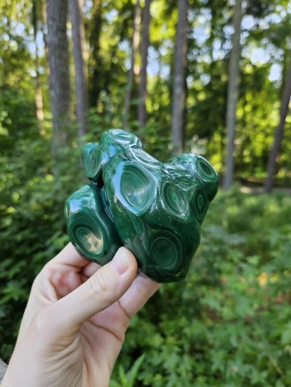 Polished Green Malachite Freeform: Stone of Transformation - Image 9