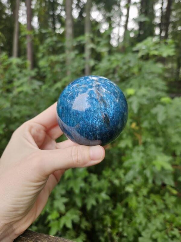 Blue Apatite Sphere: Polished Crystal Ball, Third Eye Chakra Stone - Image 10
