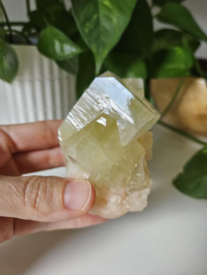 Quality Green Apophyllite and Peach Stilbite Cluster: Natural Crystal Specimens, India - Image 3