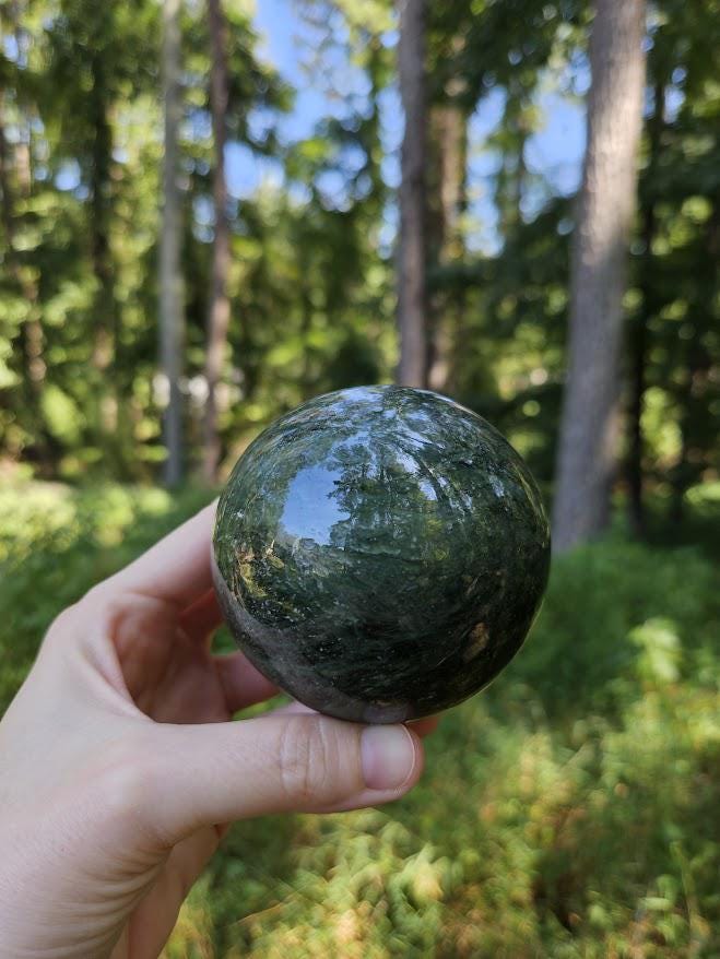 Large Nephrite Jade Sphere: Polished Jade Stone, Afghanistan, Good Luck Stones - Image 3