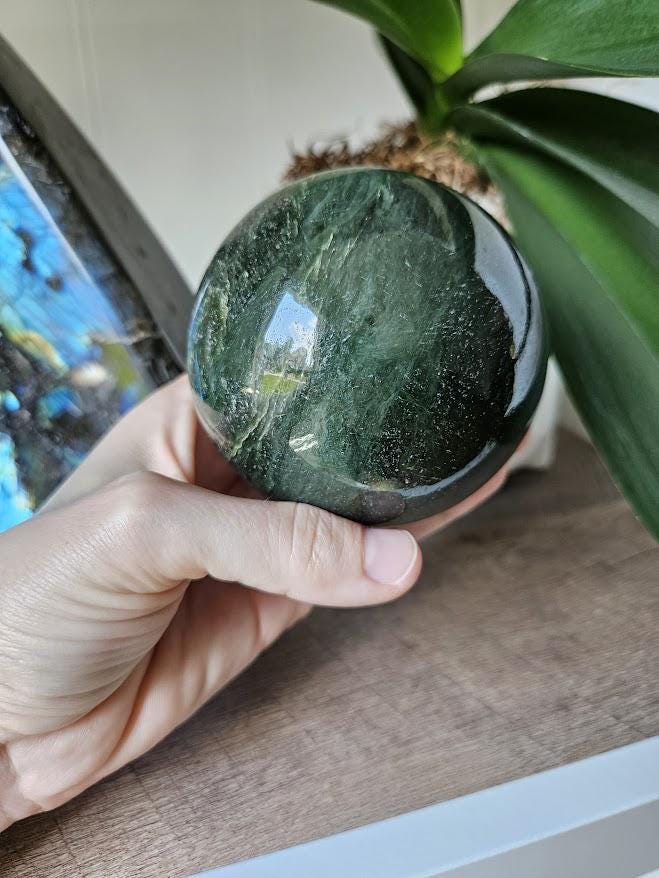 Large Nephrite Jade Sphere: Polished Jade Stone, Afghanistan, Good Luck Stones - Image 4