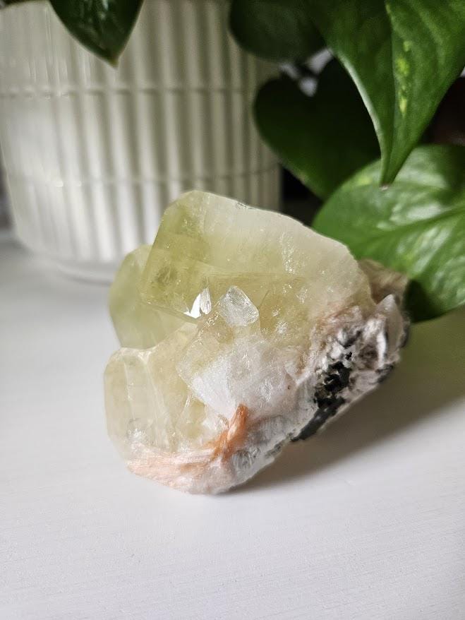 Quality Green Apophyllite and Peach Stilbite Cluster: Natural Crystal Specimens, India - Image 8