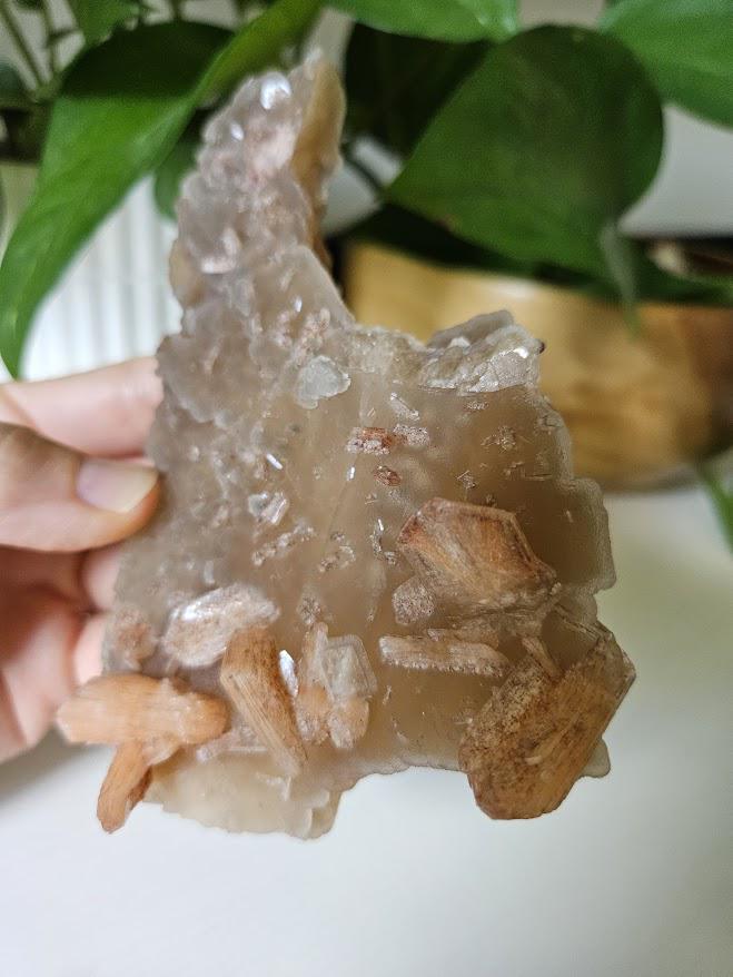 Quality Chalcedony and Peach Stilbite Cluster: Beige Chalcedony Crystal on Calcite, India - Image 9