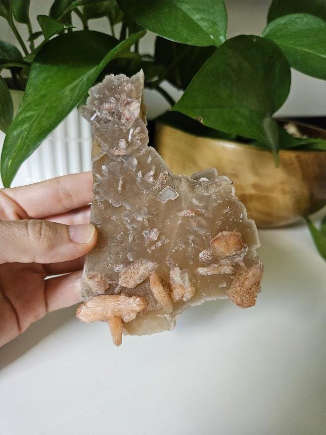Quality Chalcedony and Peach Stilbite Cluster: Beige Chalcedony Crystal on Calcite, India - Image 10
