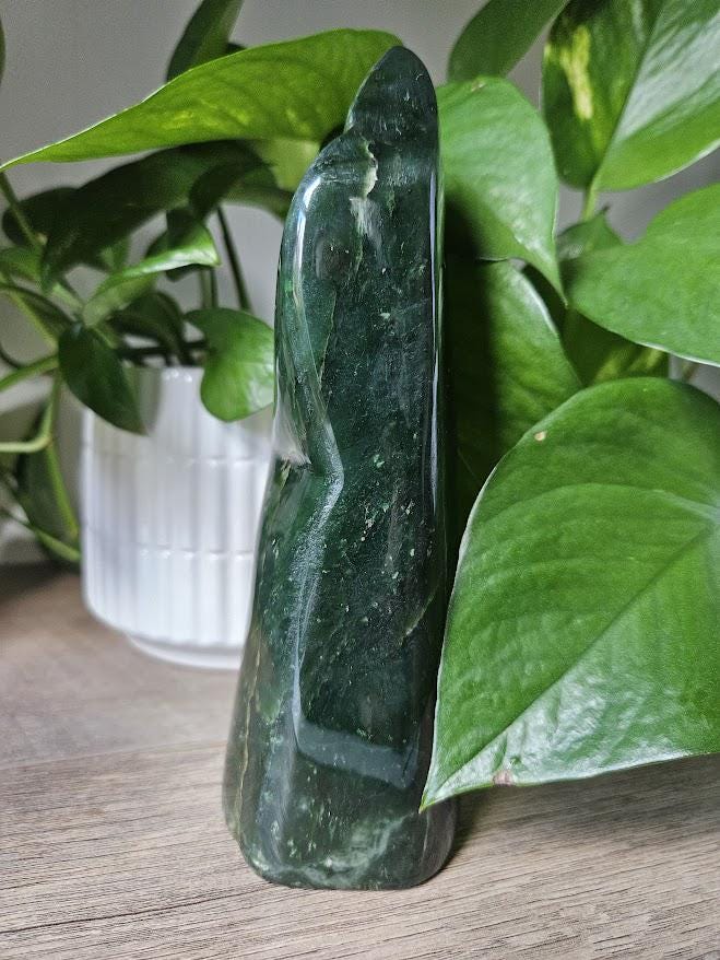 Quality Nephrite Jade Freeform: Green Stone for Luck, Polished Jade Crystal - Image 4